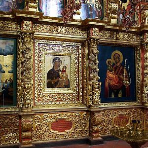 Kostroma St Ipaty Monastery, Cathedral of the Holy Trinity - detail of Iconostasis