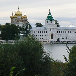 Kostroma St Ipaty Monastery