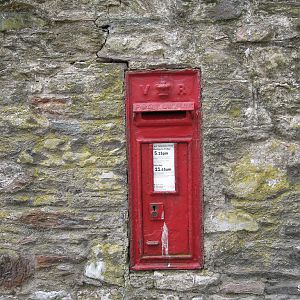 British Letter Box - Queen Victoria