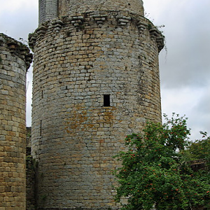 Château de Tonquédec - Acigné Tower