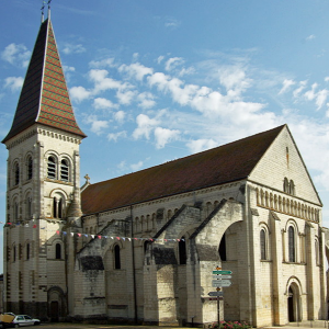 Preuilly-sur-Claise, Abbey of St-Pierre.png