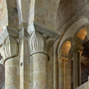 Conques, Abbey-Church of Saint-Foy - clerestory and capitals
