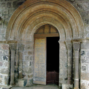 Église St-Martin-Cantalès - west door