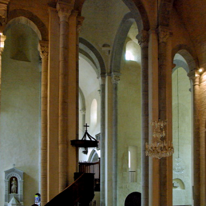 Blesle, Abbatiale St-Pierre  - nave