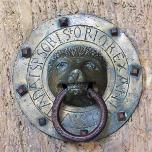 Brioude, Basilique St-Julien - south door knocker