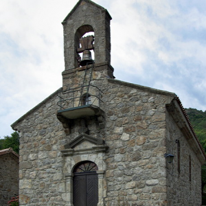 Péreyres, church