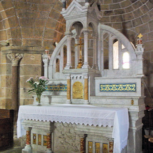 Beaulieu Church - high altar