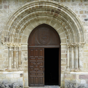 Santo Toribio de Liébana - main door