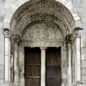 Cathédrale Notre-Dame de Saint-Bertrand-de-Comminges - west door