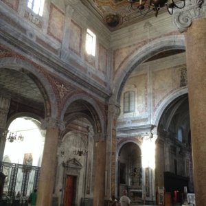 Ostuni chiesa interior 2.JPG