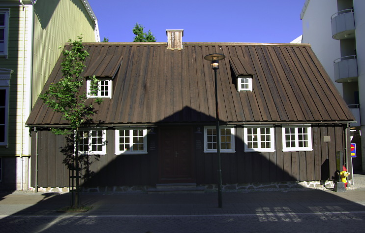 10 Adalstræti - Reykjavík's Oldest Surviving Building