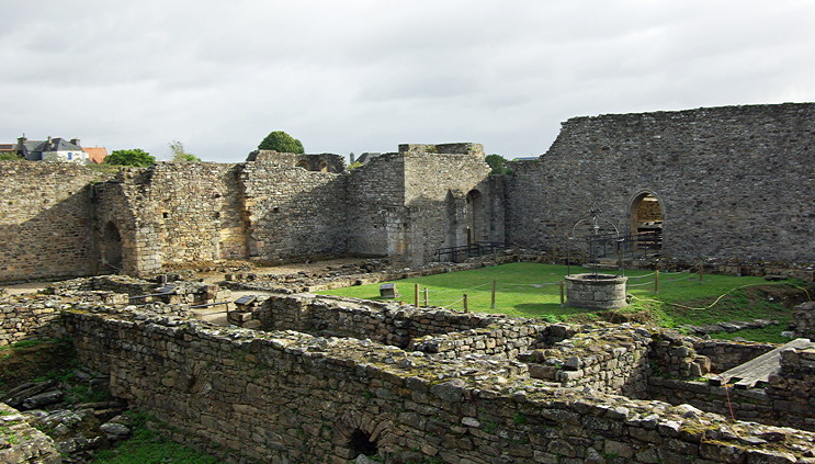 Abbey of St Guénolé cloisters