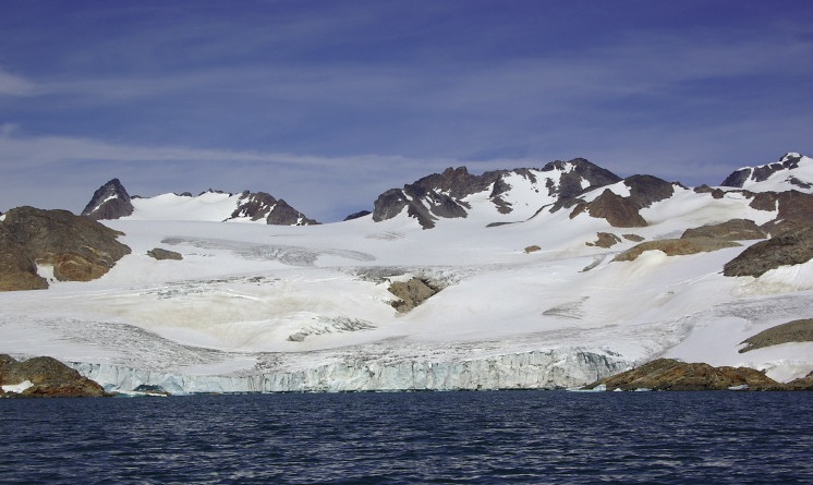 Apusiaajik Glacier