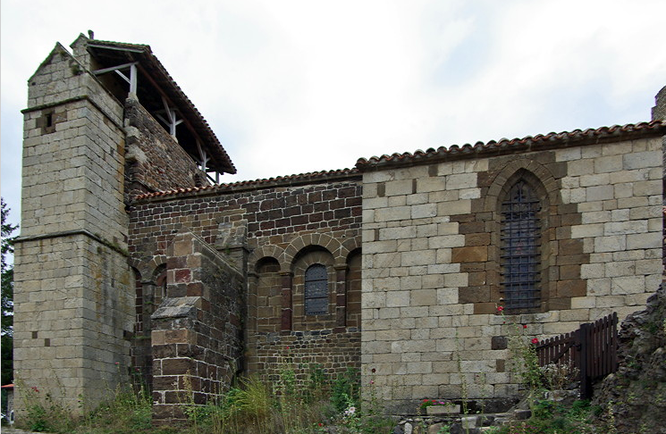 Arlempdes, church
