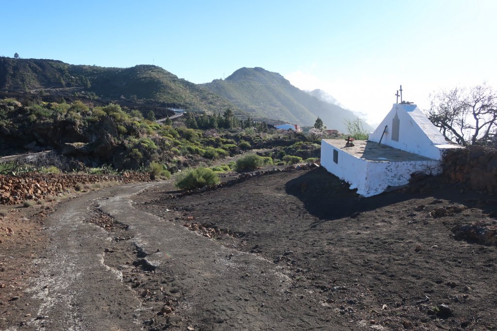 Arriba Valley Hike