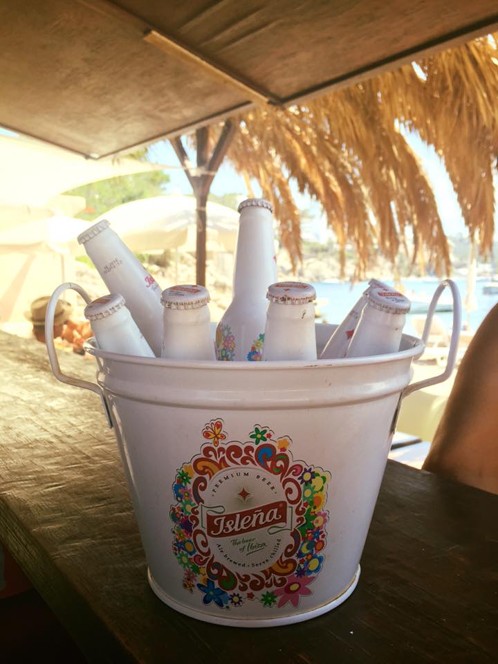 Beach party drinks