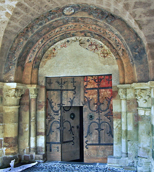 Brioude, Basilique St-Julien - south door