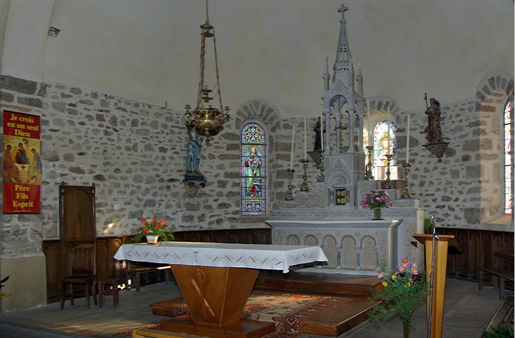 Cassaniouze church, chancel