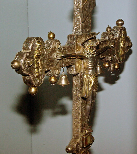 Cassaniouze church - chapel - Crucifix