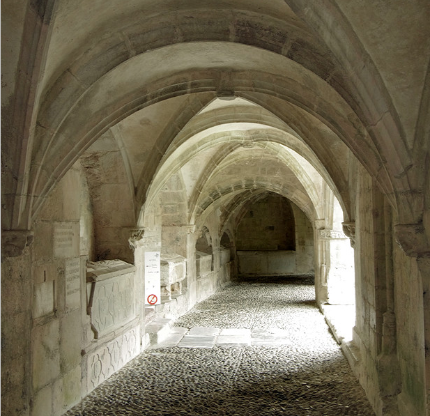 Cathédrale Notre-Dame de Saint-Bertrand-de-Comminges, cloisters