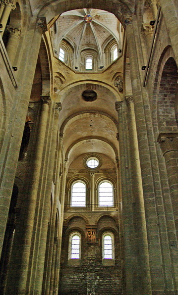 Conques, Abbey-Church of Saint-Foy - crossing