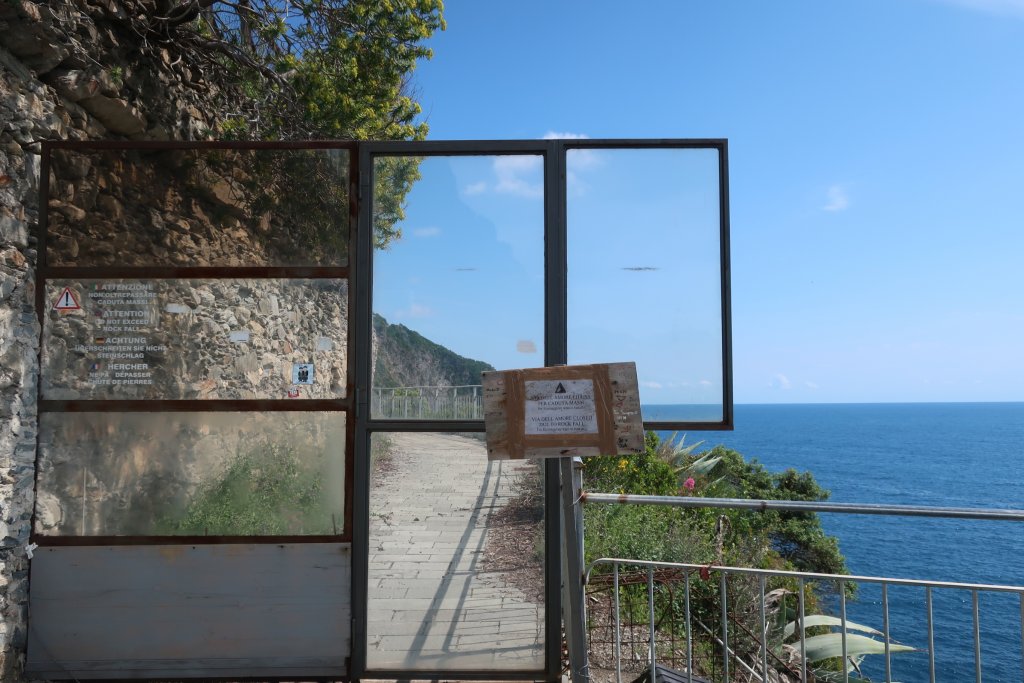 Hike the High Route from Corniglia to Manarola