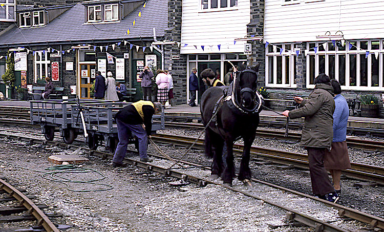 Horse drawn slate wagons