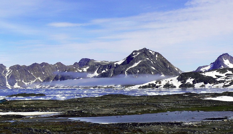 Ikaaartik From Kulusuk Airport