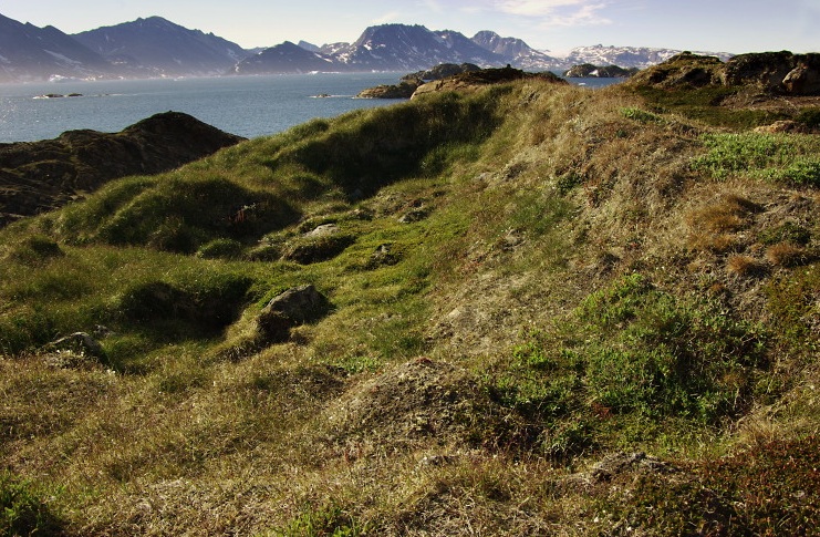 Ikateq, Remains Of Turf House