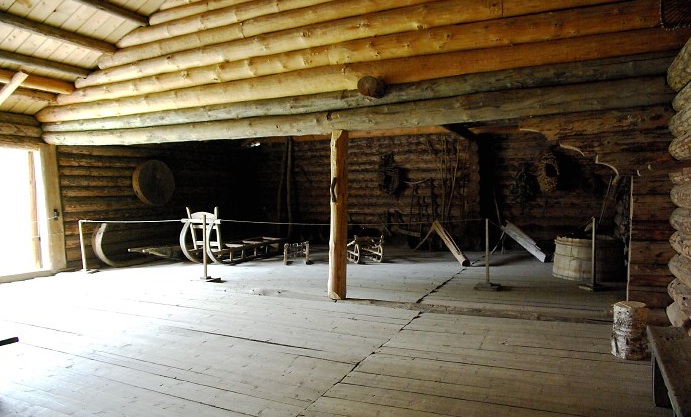 Kostroma, Museum of Wooden Architecture, home of middle class peasant - barn