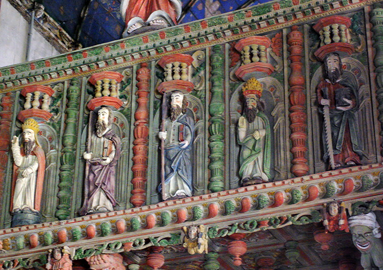 La Roche-Maurice church rood, apostles