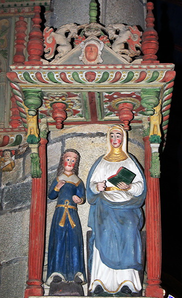 La Roche-Maurice church - St Anne and the young Virgin Mary