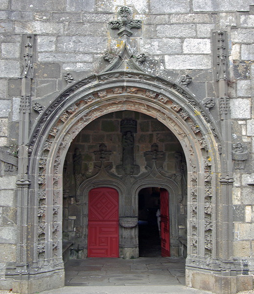 Lampaul-Guimiliau church, south porch