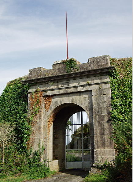 Lanvéoc - Fort Belvedere gateway