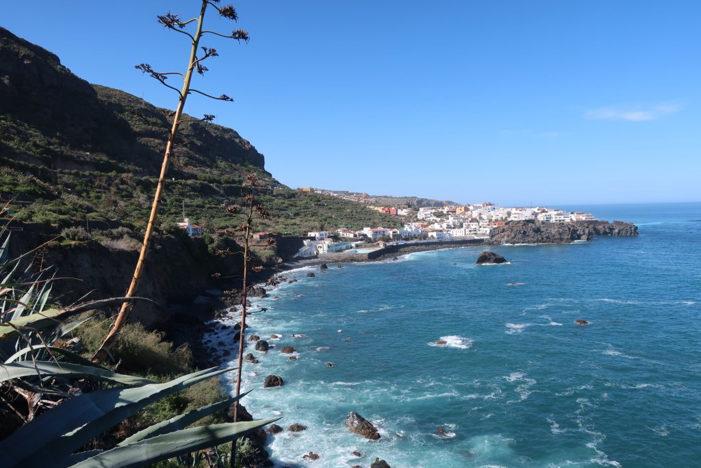 Las Aguas Coastal Path