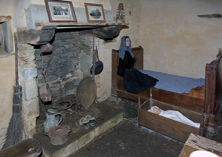 Les Forges des Salles, inside of iron worker's cottages