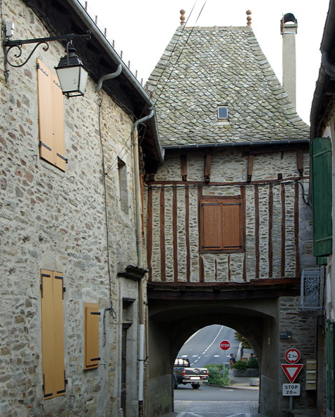 Montsalvy - North Gate