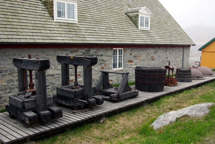 Nuuk, Oil Presses