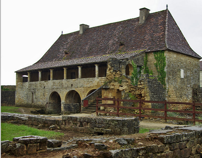 Saint-Avit-Sénieur Abbey - Presbytery