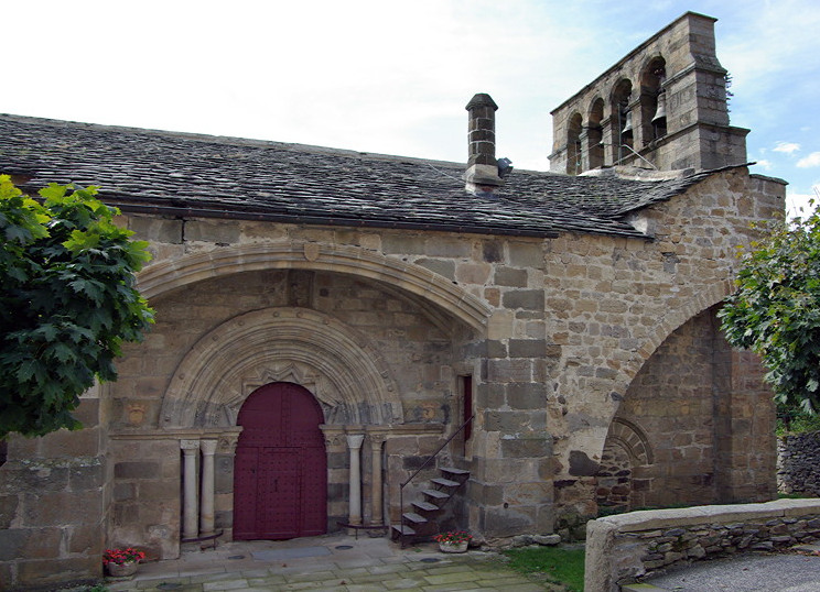 Saint-Pierre-Eynac, church.png