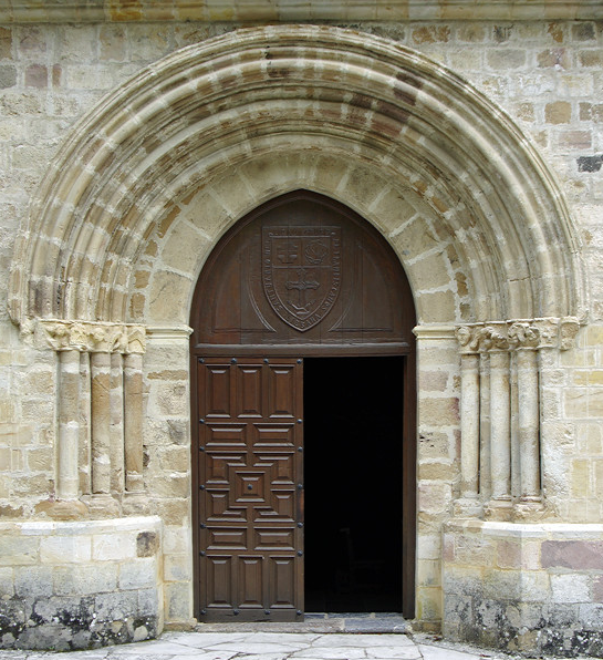 Santo Toribio de Liébana - main door