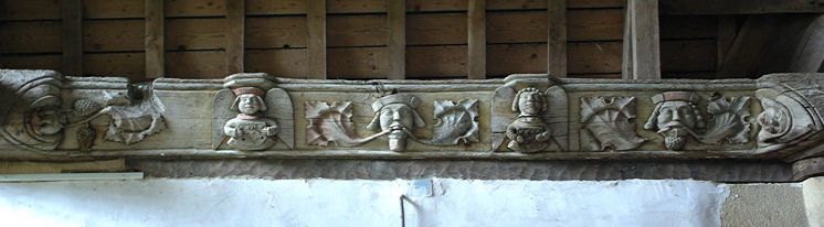 St Nicolas des Eaux church, carved frieze