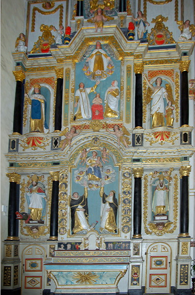 St Thégonnec north aisle altar