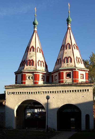 Suzdal, Monastery of the Deposition of the Robe of the Mother of God - Holy Doors