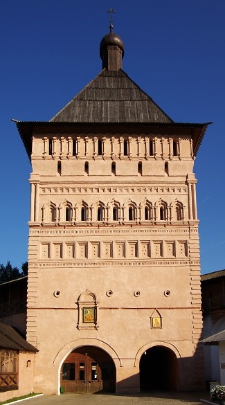 Suzdal, St Euthymius Monastery of Our Saviour - Entrance tower