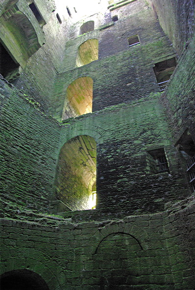 The Fortress of Largoët , inside the donjon