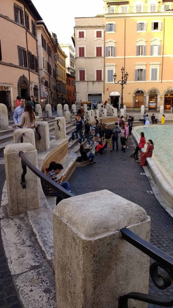 Trevi at 8:30 am on Sunday