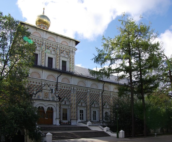 Trinity St Sergius Monastery, St Sergius Church and the Refectory