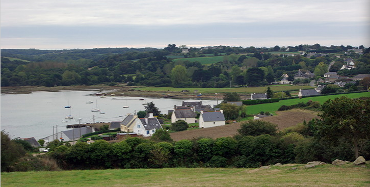 View from Cairn de Barnenez