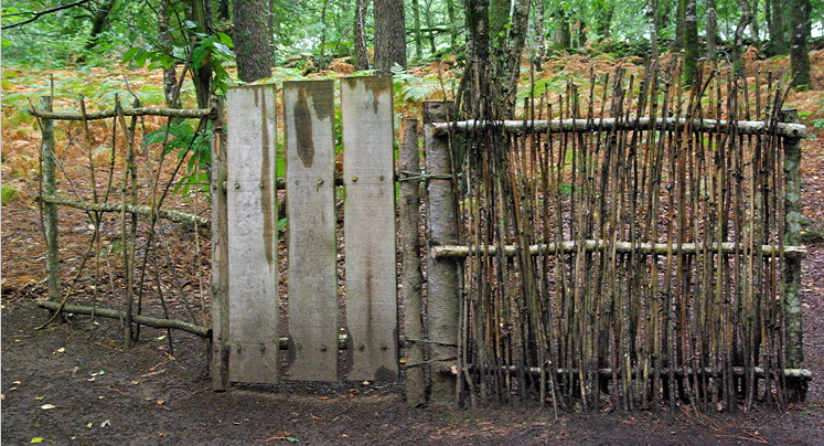 Village de l'An Mil, different kinds of fencing